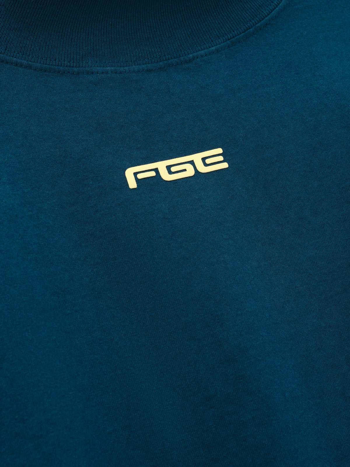 Womens Slim Mockneck Tee